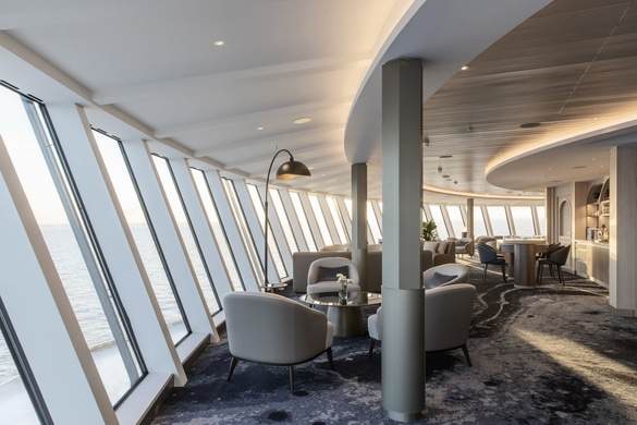 Silversea Silver Nova - Observation Lounge 3, ©Silversea Cruises Ltd.jpg